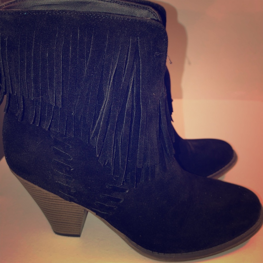 Black stacked heel fringe ankle boot. Women's size 11
